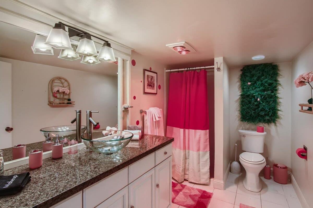 Barbie'S Dream Apt In The City Sacramento Eksteriør bilde
